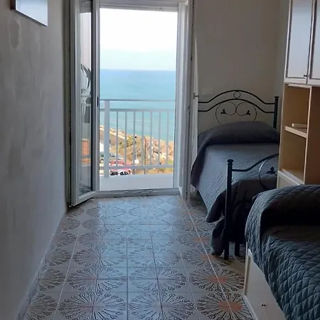 Daisy House 펜션 시큘리아나