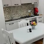 Daisy House